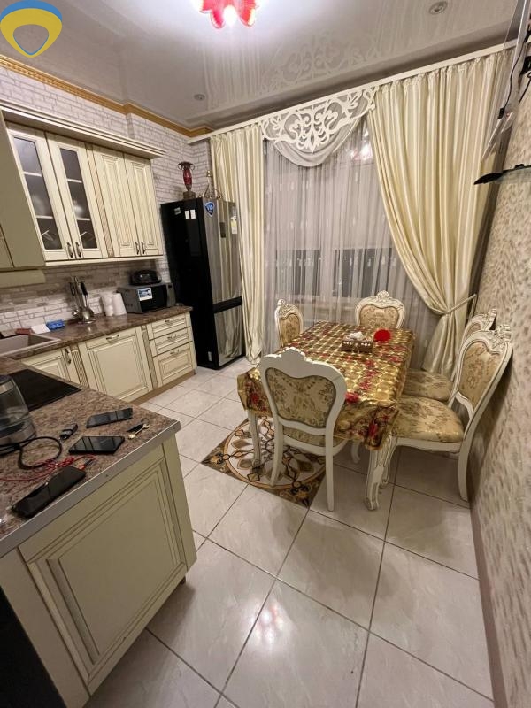 продажа двухкомнатной квартиры номер A-174132 в Приморском районе, фото номер 8